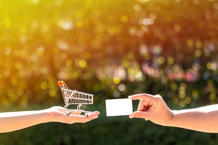 vay tieu dung duoc nhieu nguoi yeu thich Vay tiêu dùng chủ yếu là vay tín chấp, đơn giản và nhanh gọn
