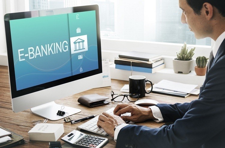 ebanking la kenh chuyen tien nhanh Nên mở tài khoản ngân hàng nào?