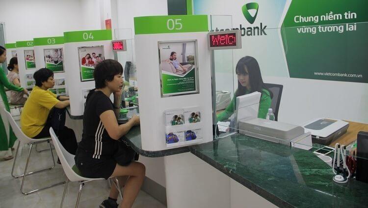 Chớ làm thẻ tín dụng Vietcombank