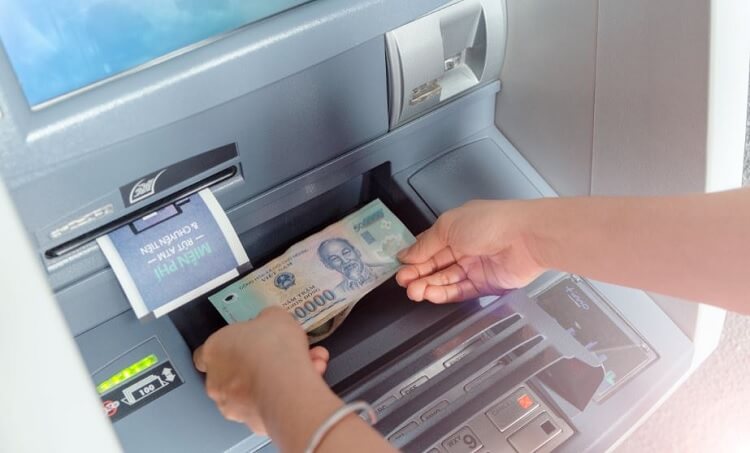 cách nạp tiền vào thẻ atm