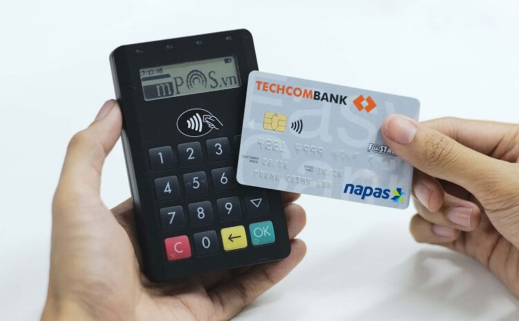 the khong tiep xuc Techcombank Thẻ ATM không tiếp xúc Techcombank