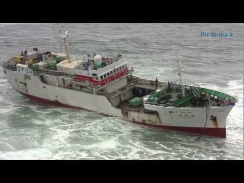 Pompwerk by gestrande skip afgehandel.mp4